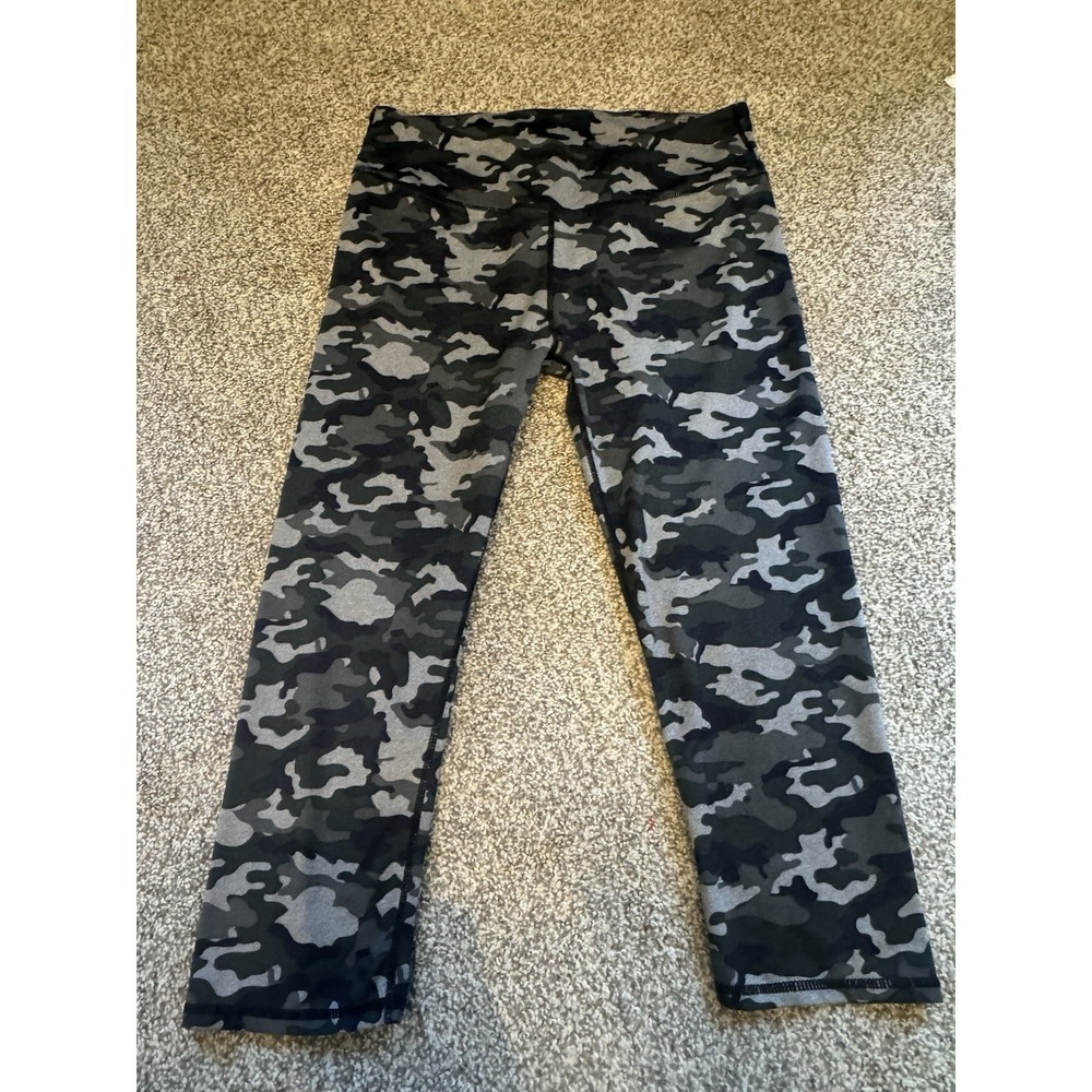 FABLETICS CAMO MOSS‎ BRA & LEGGING SET SZ M Read